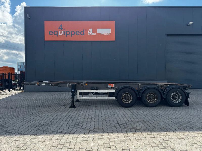 DESOT 20FT/30FT ADR-Chassis, Liftachse, Heckbundig, 2x vorhanden - Semirremolque portacontenedore/ Intercambiable: foto 2 DESOT 20FT/30FT ADR-Chassis, Liftachse, Heckbundig, 2x vorhanden - Semirremolque portacontenedore/ Intercambiable: foto 2