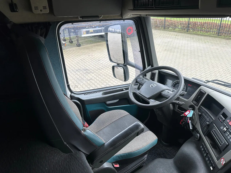 Camión chasis Volvo FM 380 Globetrotter 6x2, ADR (FL, AT, OX), LIFT/STEER, 636.183km: foto 11 Camión chasis Volvo FM 380 Globetrotter 6x2, ADR (FL, AT, OX), LIFT/STEER, 636.183km: foto 11