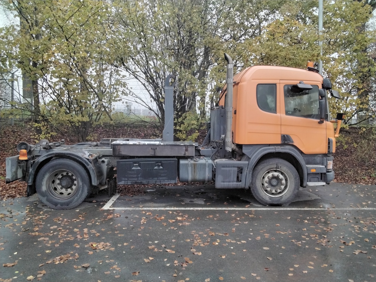 SCANIA 94G260 - Camión volquete: foto 3 SCANIA 94G260 - Camión volquete: foto 3