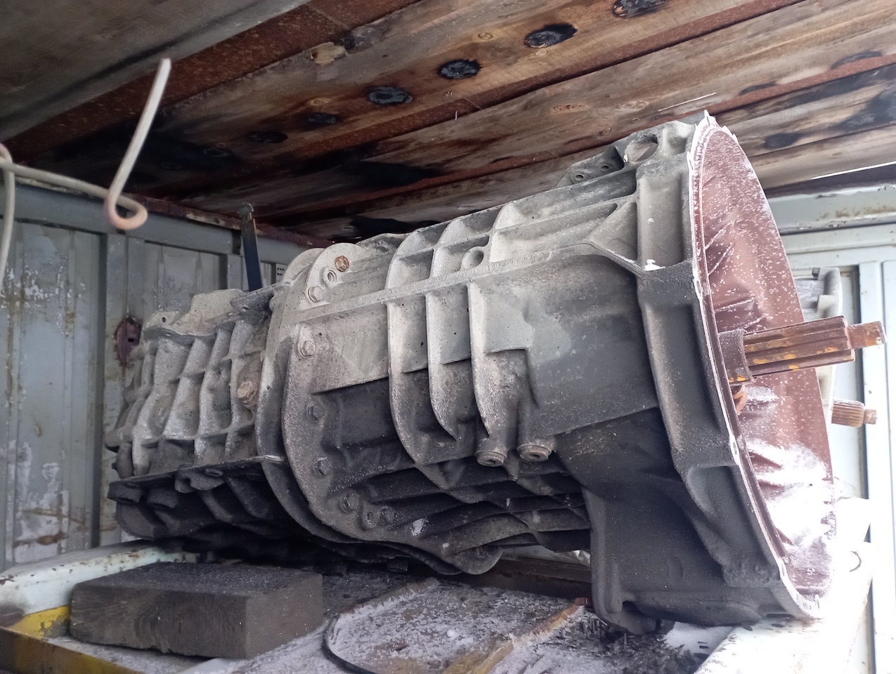 DAF XF105 - Caja de cambios para Camión chasis: foto 4 DAF XF105 - Caja de cambios para Camión chasis: foto 4