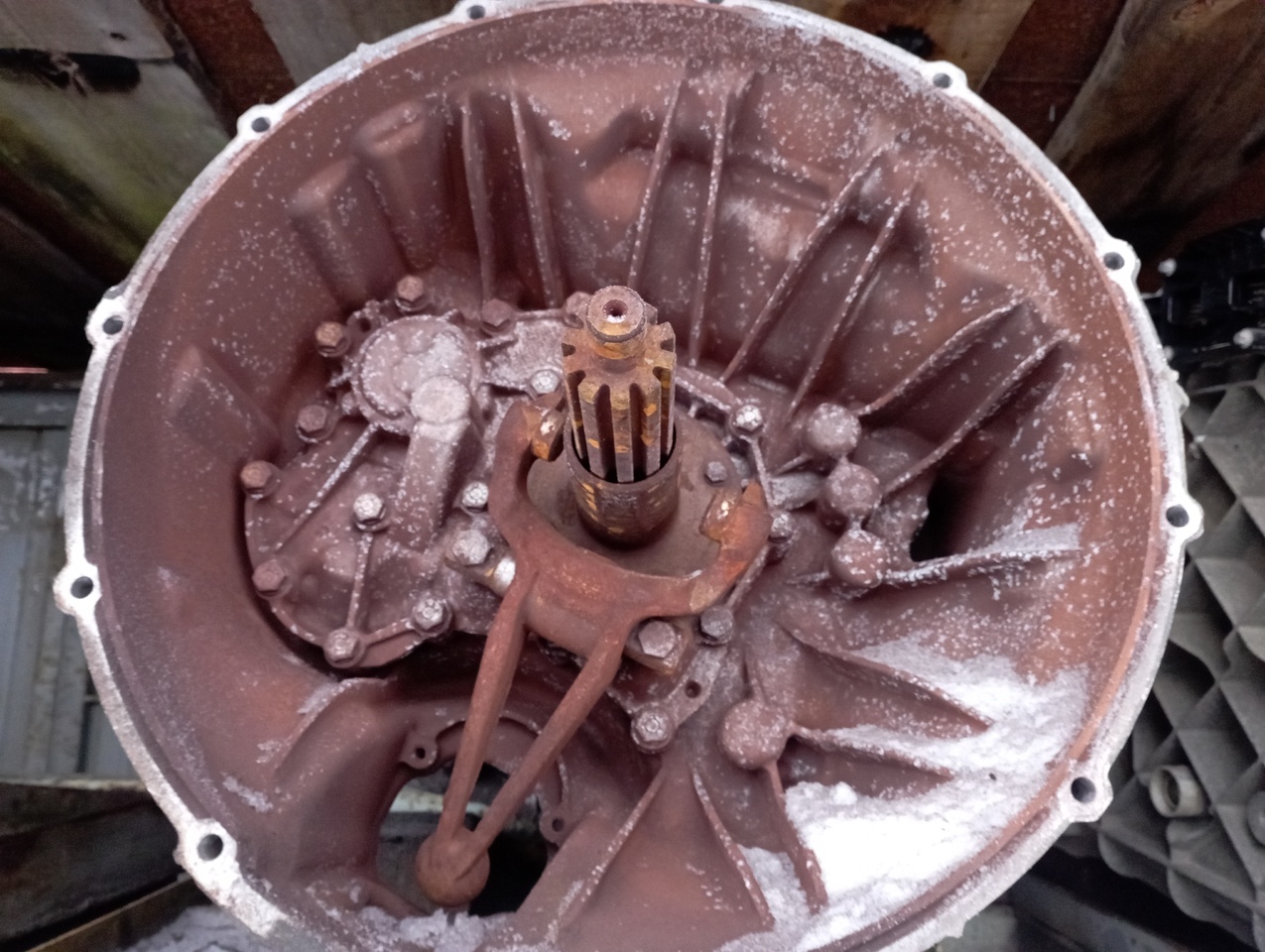 DAF XF105 - Caja de cambios para Camión chasis: foto 5 DAF XF105 - Caja de cambios para Camión chasis: foto 5