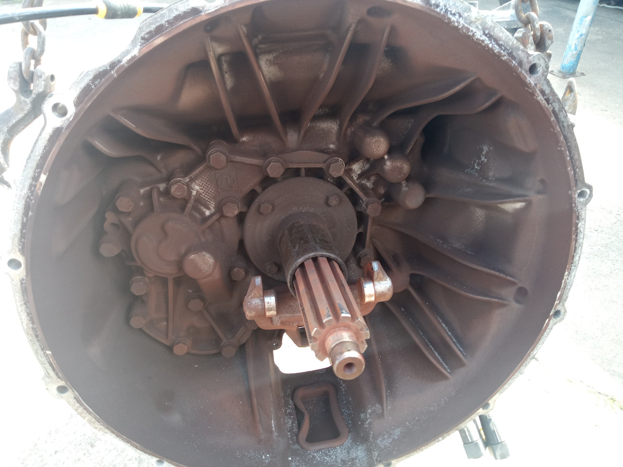 DAF XF106 - Caja de cambios: foto 3 DAF XF106 - Caja de cambios: foto 3