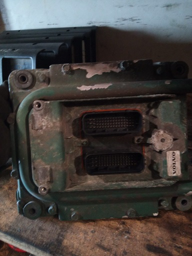 EDC VOLVO FH460 D13C460 20995620 P04 - Unidad de control para Camión: foto 2 EDC VOLVO FH460 D13C460 20995620 P04 - Unidad de control para Camión: foto 2