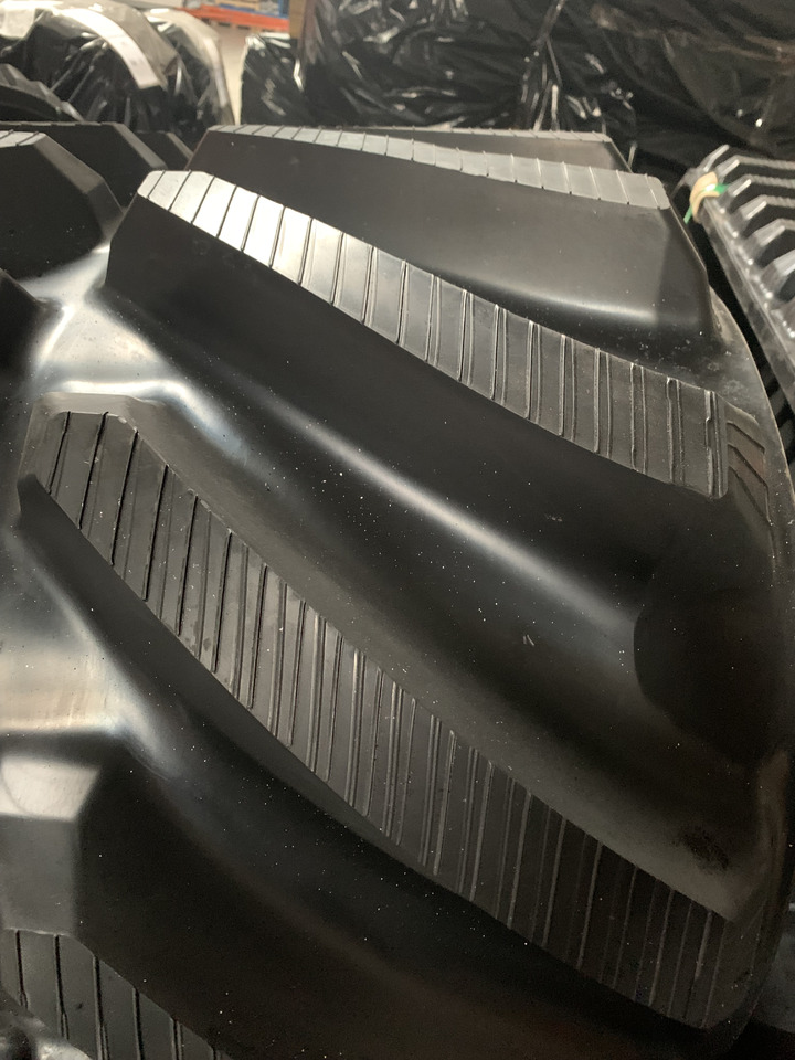 Rubber track for CNH and NH Combine 24" and 28.5" - Oruga para Cosechadora de granos: foto 3 Rubber track for CNH and NH Combine 24" and 28.5" - Oruga para Cosechadora de granos: foto 3