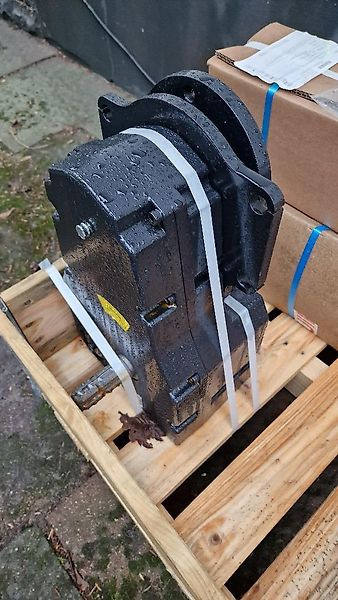 Zuidberg Frontzapfwelle zum Case PUMA / PUMA CVX / STEYR CVT - Recambio para Tractor: foto 5 Zuidberg Frontzapfwelle zum Case PUMA / PUMA CVX / STEYR CVT - Recambio para Tractor: foto 5