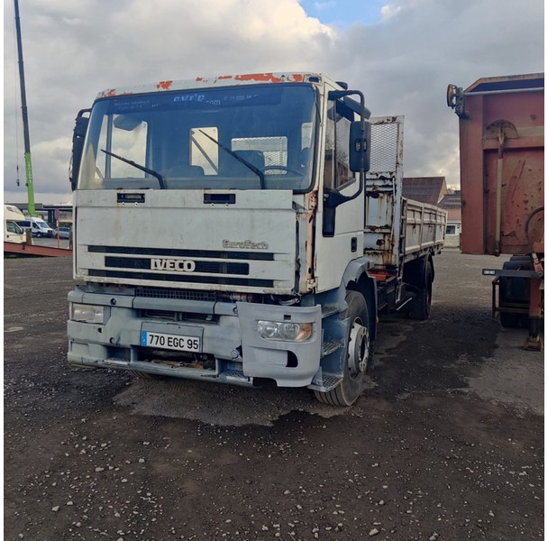 Iveco Eurotech - Camión caja abierta: foto 1 Iveco Eurotech - Camión caja abierta: foto 1