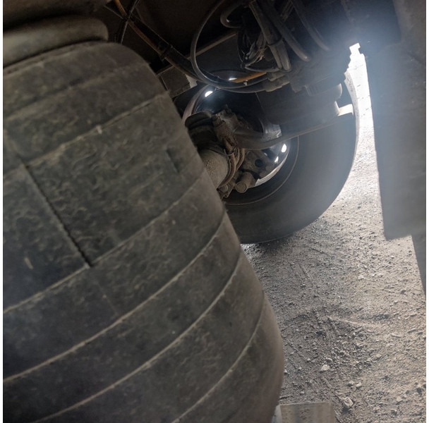 Semirremolque caja cerrada Schmitz Cargobull SKI 24: foto 10 Semirremolque caja cerrada Schmitz Cargobull SKI 24: foto 10