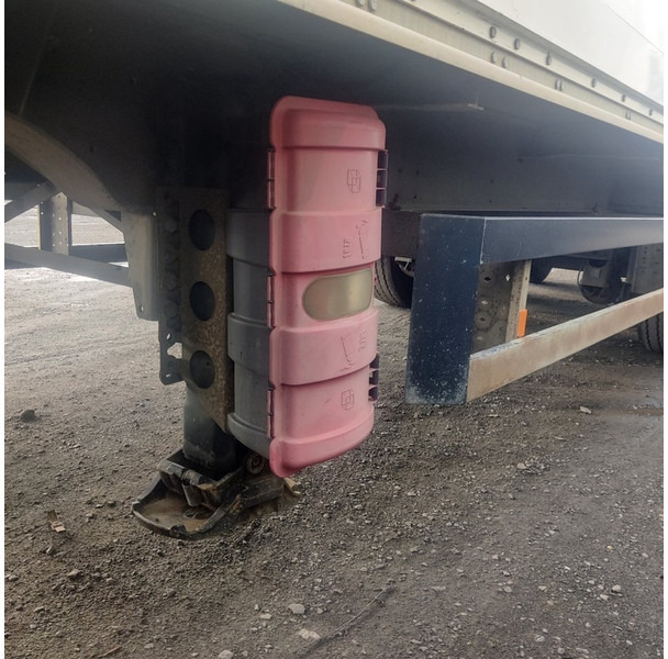 Semirremolque caja cerrada Schmitz Cargobull SKI 24: foto 6 Semirremolque caja cerrada Schmitz Cargobull SKI 24: foto 6