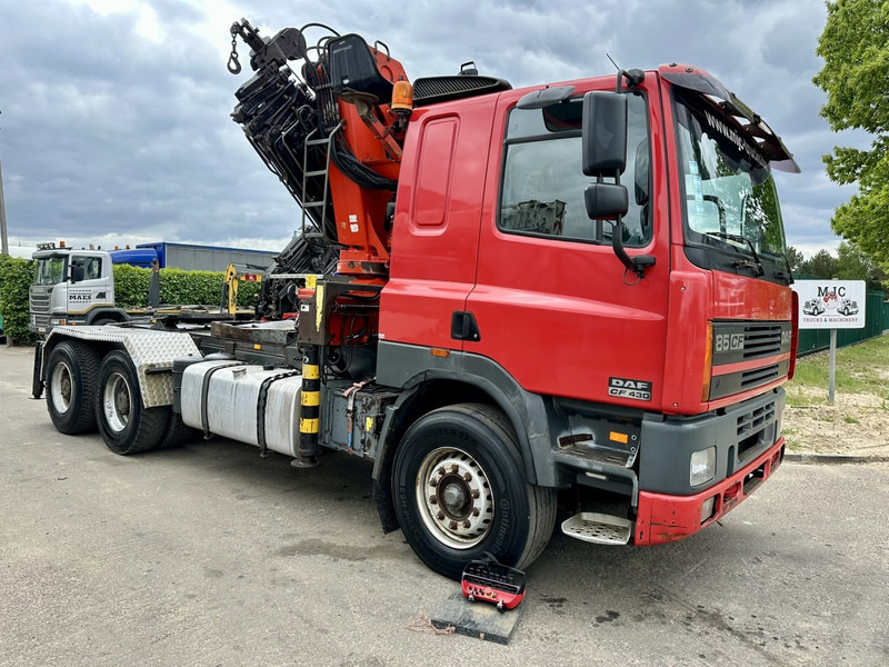 DAF 85 CF 430 6x4 TRACTOR + CRANE PK 32.000 F (7x) + WINCH - EURO 2 - MANUAL ZF - HUB REDUCTION / STEEL SPRING - BE TRUCK - Cabeza tractora: foto 1 DAF 85 CF 430 6x4 TRACTOR + CRANE PK 32.000 F (7x) + WINCH - EURO 2 - MANUAL ZF - HUB REDUCTION / STEEL SPRING - BE TRUCK - Cabeza tractora: foto 1
