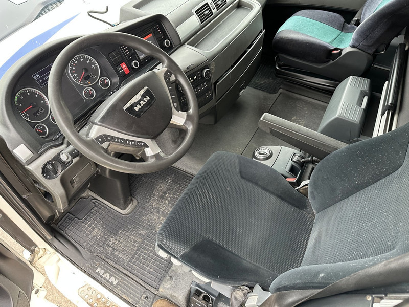 Cabeza tractora MAN TGX 18.440 RETARDER - PTO HYDR - FRIGO - SPOILERS - EURO 6 - CAMERA - AUTO -  BE TRUCK: foto 9