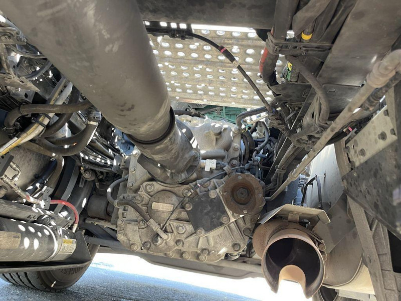 Cabeza tractora Volvo FH 460 ADR ACC + Dynamic Steering - I-park Cool - Lane Keeping Support - collision warning - leather - ... BE Truck: foto 16 Cabeza tractora Volvo FH 460 ADR ACC + Dynamic Steering - I-park Cool - Lane Keeping Support - collision warning - leather - ... BE Truck: foto 16