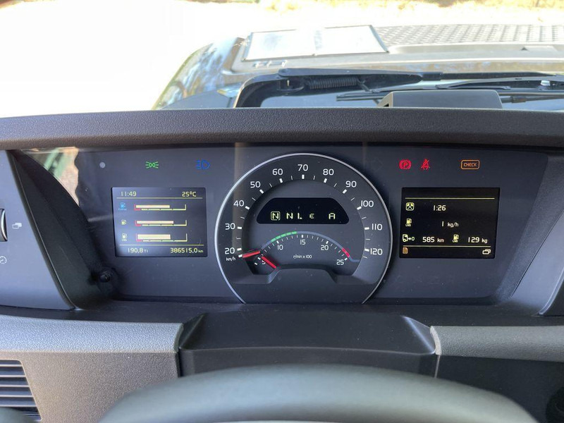 Cabeza tractora Volvo FH 460 ADR ACC + Dynamic Steering - I-park Cool - Lane Keeping Support - collision warning - leather - ... BE Truck: foto 13 Cabeza tractora Volvo FH 460 ADR ACC + Dynamic Steering - I-park Cool - Lane Keeping Support - collision warning - leather - ... BE Truck: foto 13