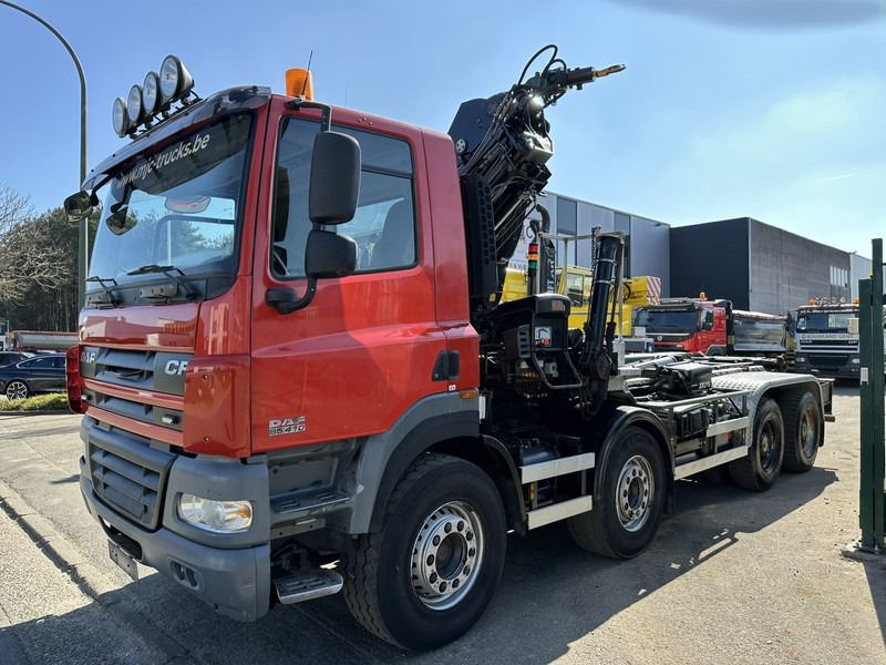 DAF CF 85.410 8x4 HOOKLIFT + CRANE HIAB 244 EP-3 HIDUO - Radio - Rotator - RETARDER - EURO 4 - BIG AXLES HUB REDUCTION - Camión multibasculante, Camión grúa: foto 4 DAF CF 85.410 8x4 HOOKLIFT + CRANE HIAB 244 EP-3 HIDUO - Radio - Rotator - RETARDER - EURO 4 - BIG AXLES HUB REDUCTION - Camión multibasculante, Camión grúa: foto 4