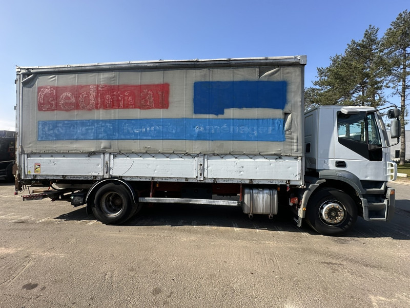 Iveco STRALIS 270 - 190S27 4x2 BACHER RIDELLES / BOX + ALU SIDE BOARDS - 6m90 - MANUAL ZF - EURO 3 - AIR SUSPENSION - Camión lona: foto 4 Iveco STRALIS 270 - 190S27 4x2 BACHER RIDELLES / BOX + ALU SIDE BOARDS - 6m90 - MANUAL ZF - EURO 3 - AIR SUSPENSION - Camión lona: foto 4