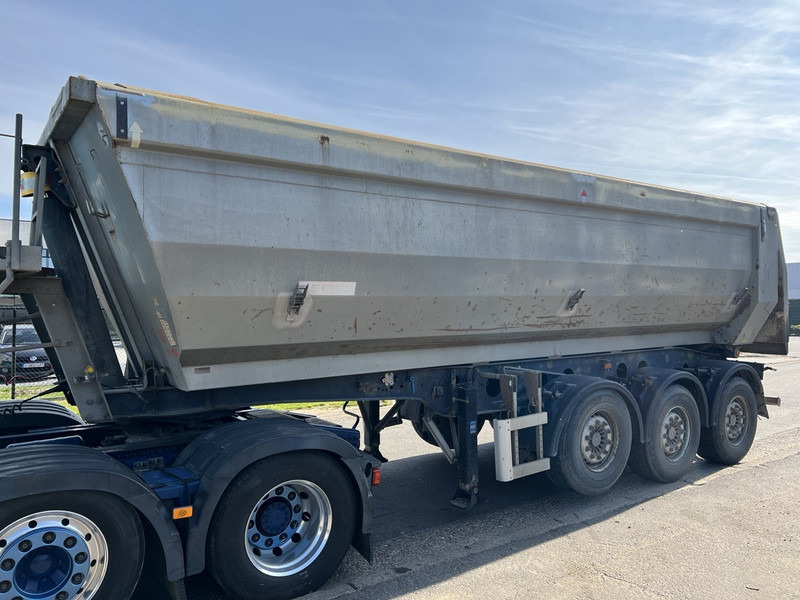 Kempf SKM 35/3 - 7,7m - 30m3 - LIFT AXLE - DISC BRAKES AIR SUSPENSION - STEEL CHASSIS - STEEL BODY - Semirremolque volquete: foto 2 Kempf SKM 35/3 - 7,7m - 30m3 - LIFT AXLE - DISC BRAKES AIR SUSPENSION - STEEL CHASSIS - STEEL BODY - Semirremolque volquete: foto 2