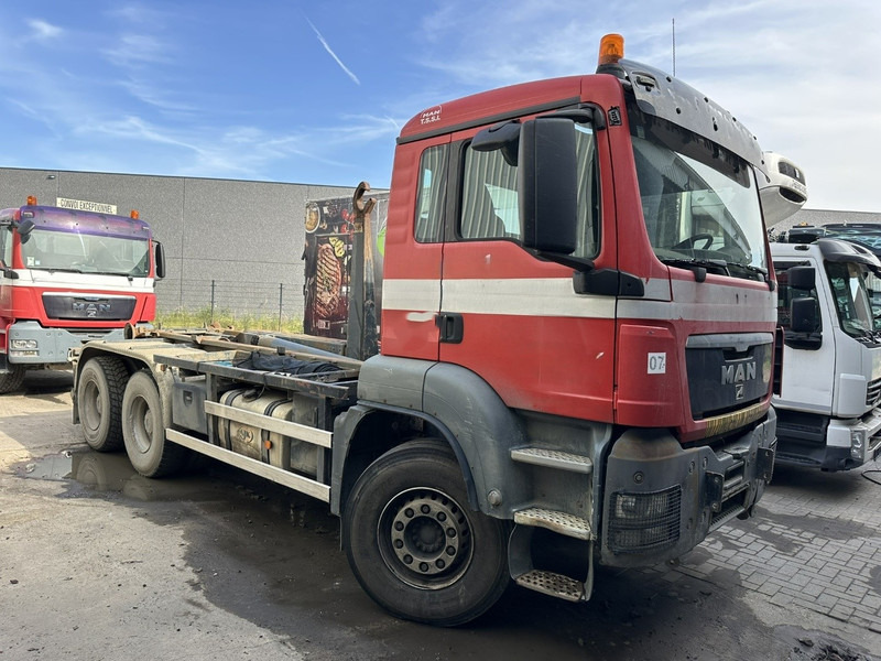 MAN TGA 26.400 6x4 AJK 20T - 5430mm - MANUAL GEARBOX - STEEL SPRING / BLATT - BIG AXLES / AP ACHSEN - Camión multibasculante: foto 2 MAN TGA 26.400 6x4 AJK 20T - 5430mm - MANUAL GEARBOX - STEEL SPRING / BLATT - BIG AXLES / AP ACHSEN - Camión multibasculante: foto 2