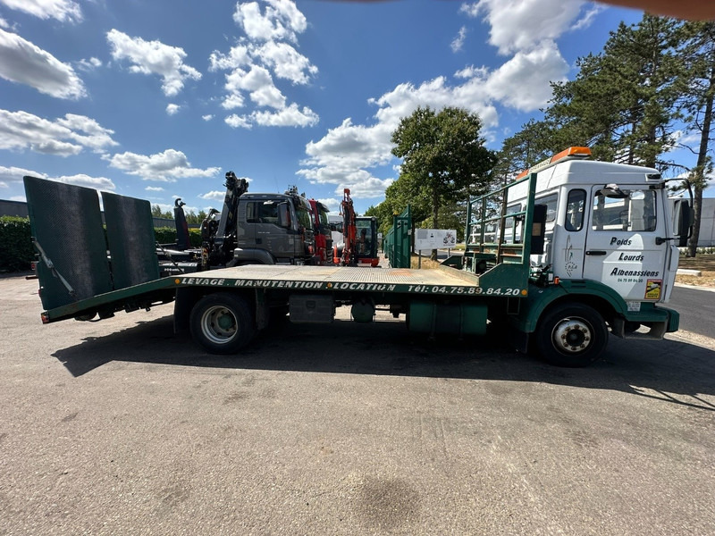 Renault MILDUM M150 - 13T OPRIJWAGEN - CAR / MACHINE CARRIER - DEPANNEUSE - STEEL SPRING / LAMES - MANUAL - Camión portavehículos: foto 4 Renault MILDUM M150 - 13T OPRIJWAGEN - CAR / MACHINE CARRIER - DEPANNEUSE - STEEL SPRING / LAMES - MANUAL - Camión portavehículos: foto 4