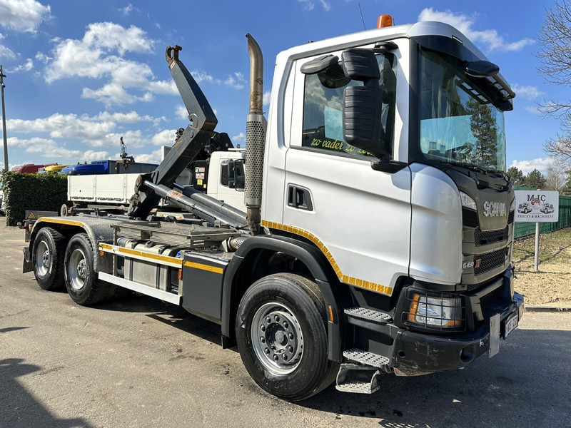 Scania G450 XT 6X4 6x4 HAAKSYSTEEM HOOKLIFT / HAAKSYSTEEM AJK 20T - 5760mm - WB 3m90 - HUB REDUCTION / STEEL SUSPENSION - EURO 6 - BE TRUCK - Camión multibasculante: foto 1 Scania G450 XT 6X4 6x4 HAAKSYSTEEM HOOKLIFT / HAAKSYSTEEM AJK 20T - 5760mm - WB 3m90 - HUB REDUCTION / STEEL SUSPENSION - EURO 6 - BE TRUCK - Camión multibasculante: foto 1