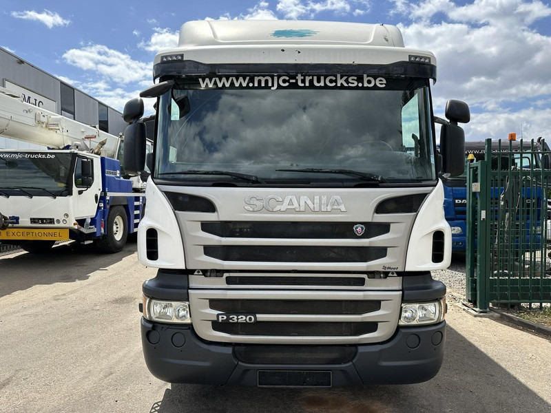 Scania P320 RETARDER - CLOSED BOX 8m25 x 2m47 x 2m30 - TAILLIFT 2000kg - EURO 6 - GOOD CONDITION - Camión caja cerrada: foto 2 Scania P320 RETARDER - CLOSED BOX 8m25 x 2m47 x 2m30 - TAILLIFT 2000kg - EURO 6 - GOOD CONDITION - Camión caja cerrada: foto 2
