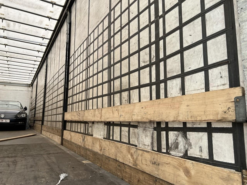 Semirremolque lona Schmitz Cargobull S3 - 13,60M - GALVANISED: foto 15 Semirremolque lona Schmitz Cargobull S3 - 13,60M - GALVANISED: foto 15