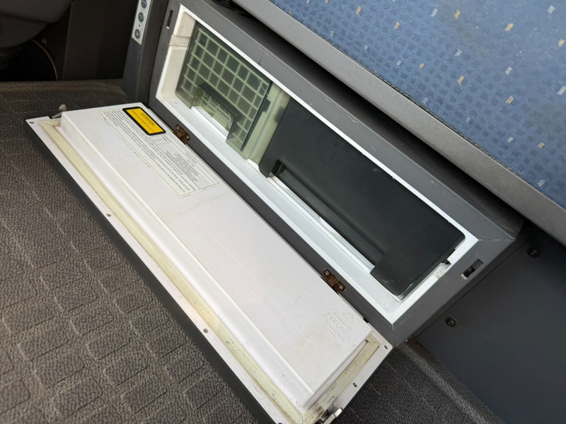Camión caja abierta, Camión grúa Volvo FH 420 6X2 PRITSCHE + (20m!) KRAN PALFINGER PK29002 E (6x) 5/6 F - *FULL AIR* - 379.000km - EURO 5 - PLATFORM 6m75 - LIFT + STEERING AXLE - I SHIFT - BE TRUCK: foto 15
