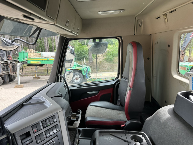 Camión multibasculante, Camión grúa Volvo FM 370 6x2 HOOKLIFT 21T + CRANE HIAB 144 E-4 HIDUO - ENGINE / GEARBOX OK - CHASSIS OK - RUNNING + DRIVING - BE TRUCK: foto 15