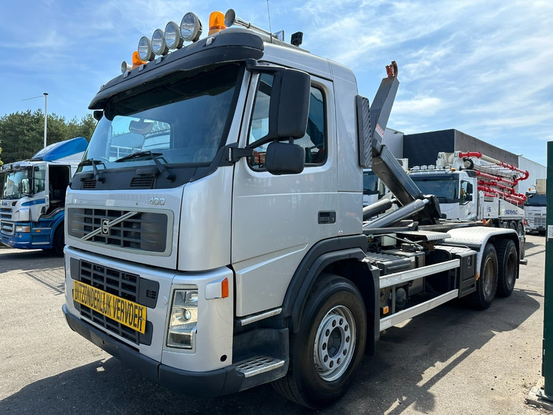 Volvo FM 400 6x4 HOOKLIFT / HAAKARM WAF 20T - EURO 5 - MANUAL - BLADVERING / STEEL SUSPENSION - TÜV 02/2026 - BE TRUCK - Camión multibasculante: foto 3 Volvo FM 400 6x4 HOOKLIFT / HAAKARM WAF 20T - EURO 5 - MANUAL - BLADVERING / STEEL SUSPENSION - TÜV 02/2026 - BE TRUCK - Camión multibasculante: foto 3