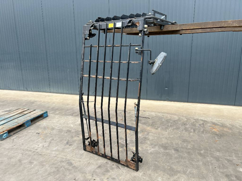 Cat 313E / M315F / 320F / 323E / 325F / 329E / 330F / - Cabina e interior para Maquinaria de construcción: foto 1 Cat 313E / M315F / 320F / 323E / 325F / 329E / 330F / - Cabina e interior para Maquinaria de construcción: foto 1