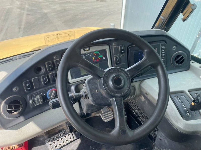 Dúmper articulado Cat 735 | 735B: foto 18