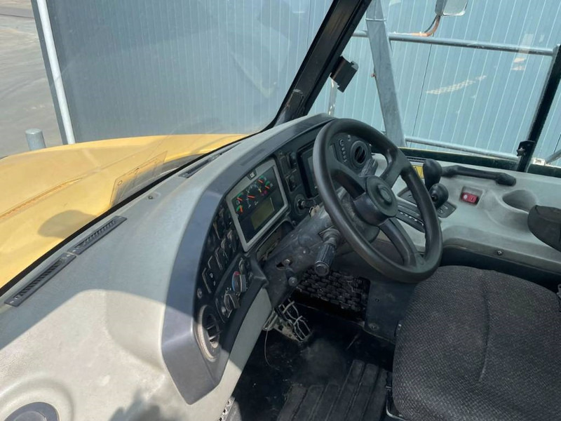 Dúmper articulado Cat 735 | 735B: foto 17