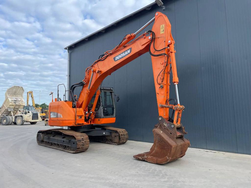 Doosan DX235LCR - Excavadora de cadenas: foto 3 Doosan DX235LCR - Excavadora de cadenas: foto 3