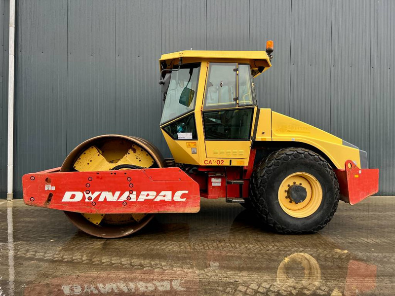 Dynapac CA302D - Rodillo: foto 2 Dynapac CA302D - Rodillo: foto 2