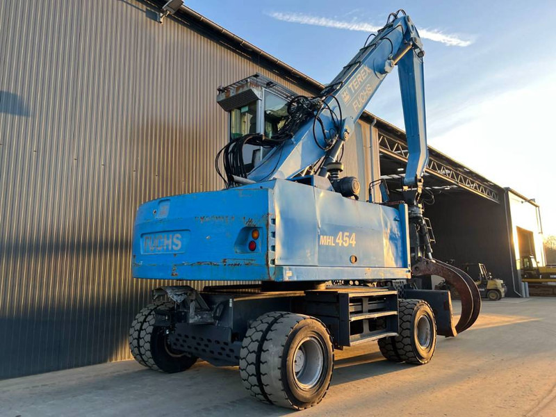 Fuchs MHL454 - Manipulador de materiales: foto 4 Fuchs MHL454 - Manipulador de materiales: foto 4