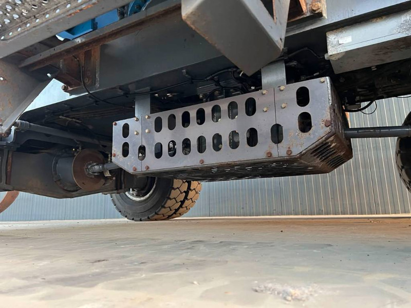 Manipulador de materiales para transporte de basura Fuchs MHL454: foto 17