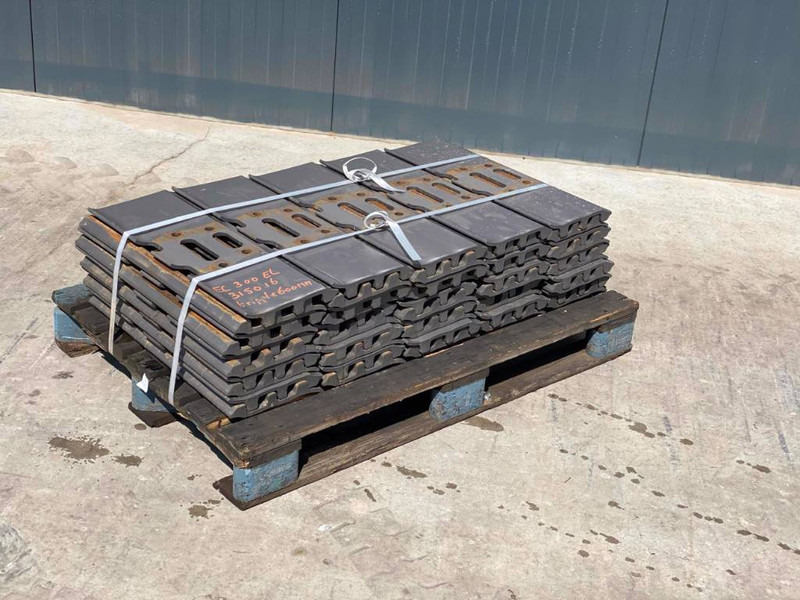 Hitachi EX270 / EX300 / EX310 Shoes/Pads - Bastidor/ Chasis para Maquinaria de construcción: foto 3 Hitachi EX270 / EX300 / EX310 Shoes/Pads - Bastidor/ Chasis para Maquinaria de construcción: foto 3