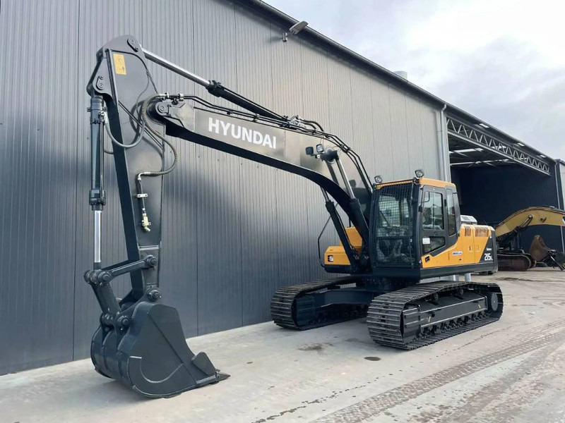 Hyundai R215L - Excavadora de cadenas: foto 1 Hyundai R215L - Excavadora de cadenas: foto 1