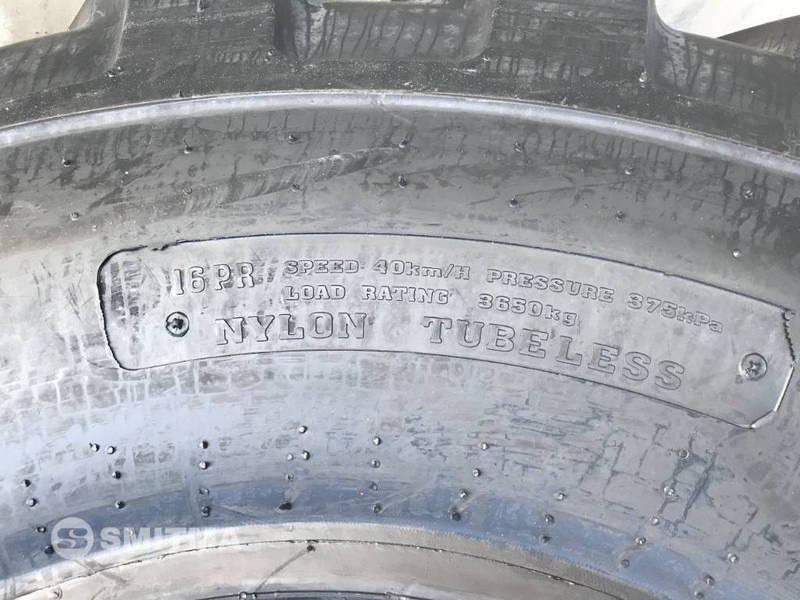 Neumáticos y llantas para Maquinaria de construcción nuevo Magna 1400 x 24: foto 6