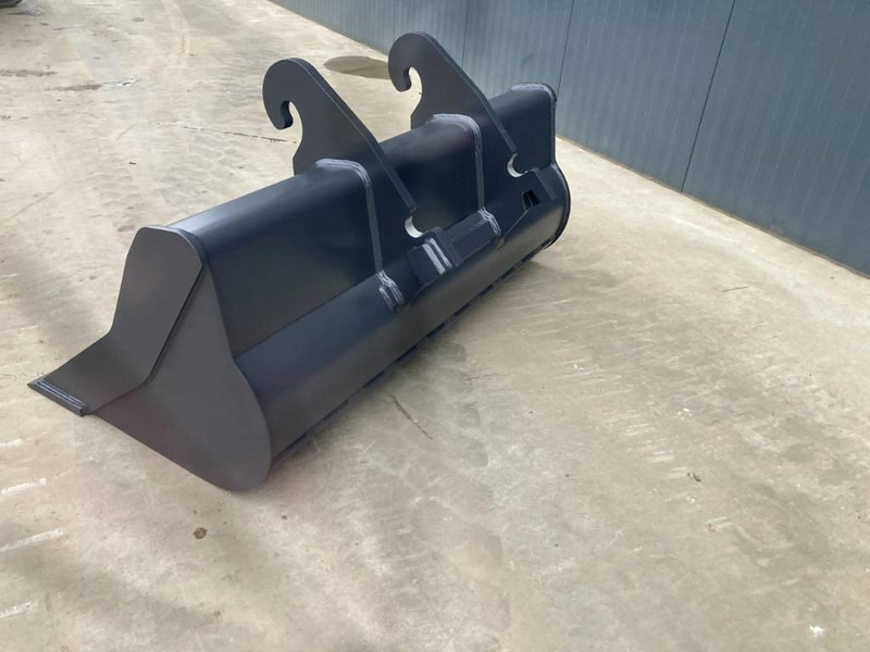 Smitma CW30 1.80 m - Cazo para Maquinaria de construcción: foto 2 Smitma CW30 1.80 m - Cazo para Maquinaria de construcción: foto 2