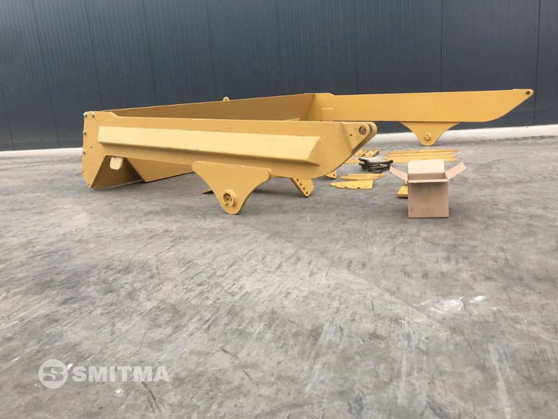 Trampilla elevadora para Maquinaria de construcción nuevo Volvo A30D: foto 8