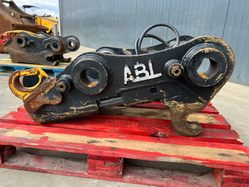 Acoplamiento rápido para Maquinaria de construcción Volvo S1 - 323D: foto 8