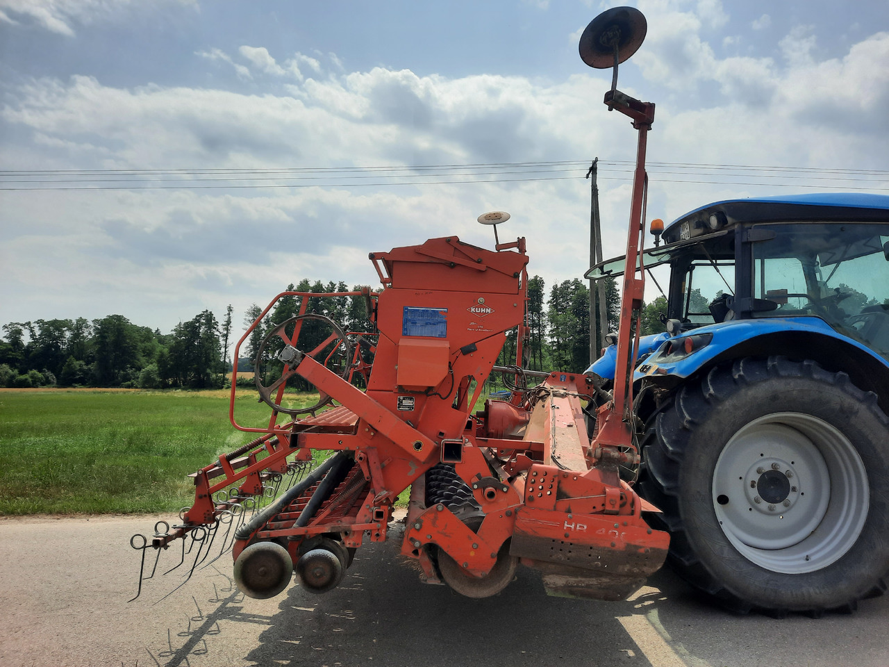 KUHN HR4003D INTEGRA 4000 - Combinado de siembra: foto 1 KUHN HR4003D INTEGRA 4000 - Combinado de siembra: foto 1