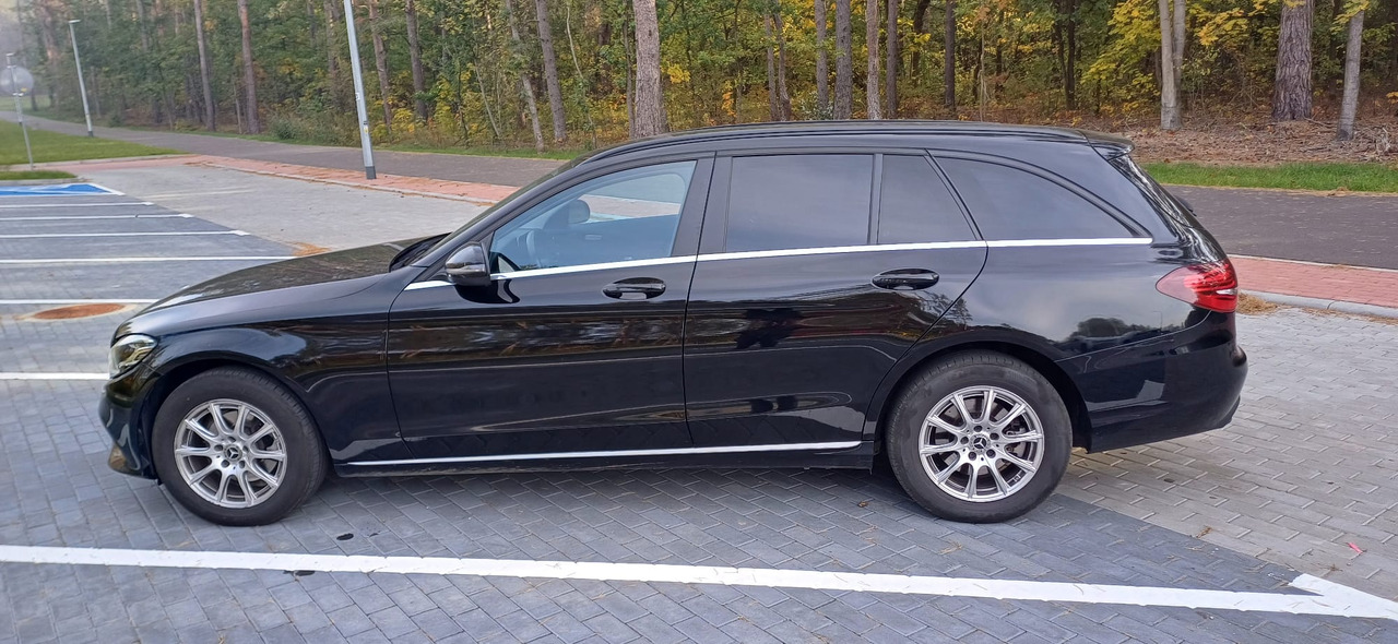 MERCEDES-BENZ C 200 D (W205) - Coche: foto 4 MERCEDES-BENZ C 200 D (W205) - Coche: foto 4