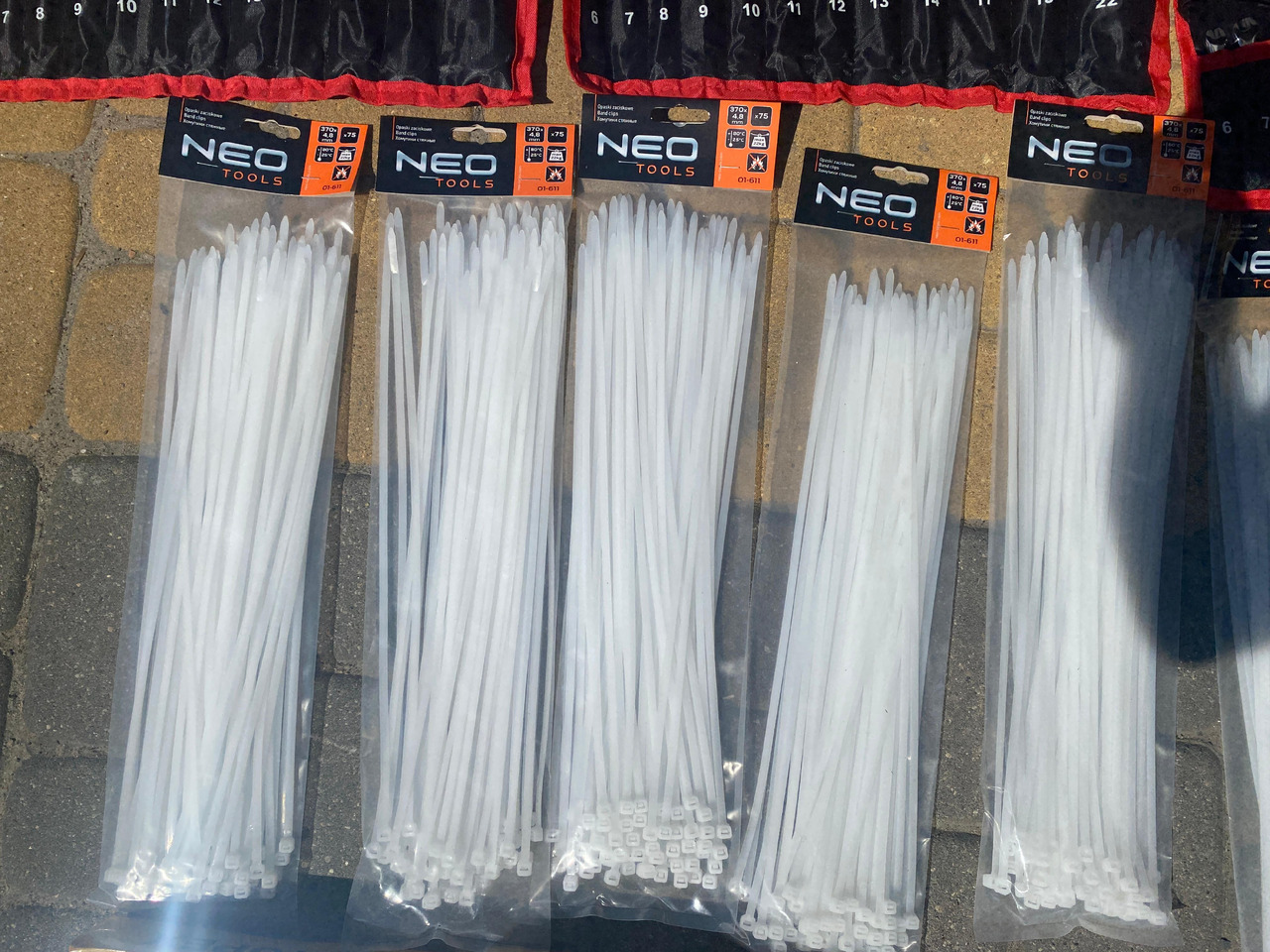 Neo Tools, Qtechnic narzedzia, klucze, opaski, młotek - Otros maquinaria: foto 4 Neo Tools, Qtechnic narzedzia, klucze, opaski, młotek - Otros maquinaria: foto 4