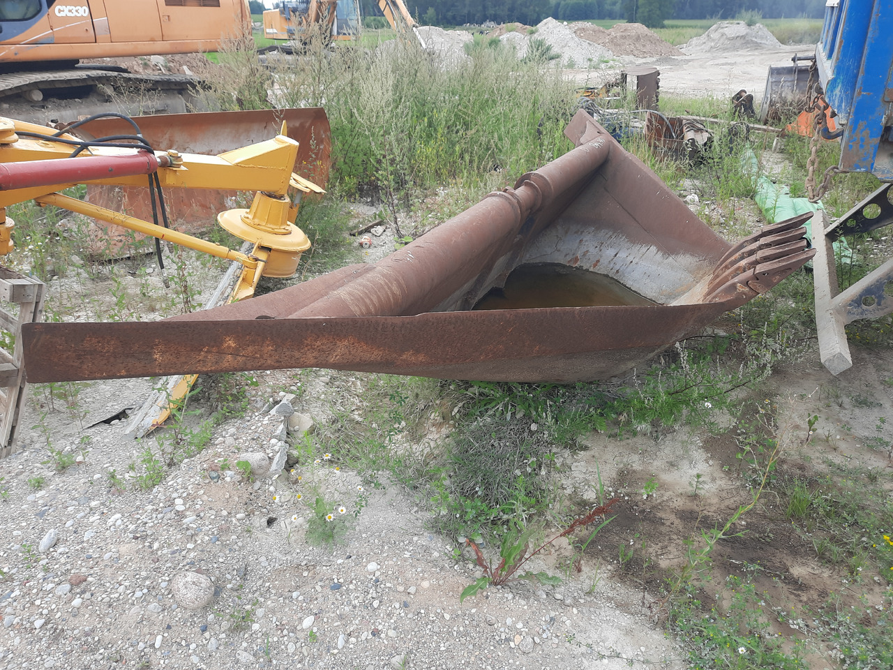 SOTRAMAINE 104 Łyżka trapezowa - Cazo para Maquinaria de construcción: foto 2 SOTRAMAINE 104 Łyżka trapezowa - Cazo para Maquinaria de construcción: foto 2