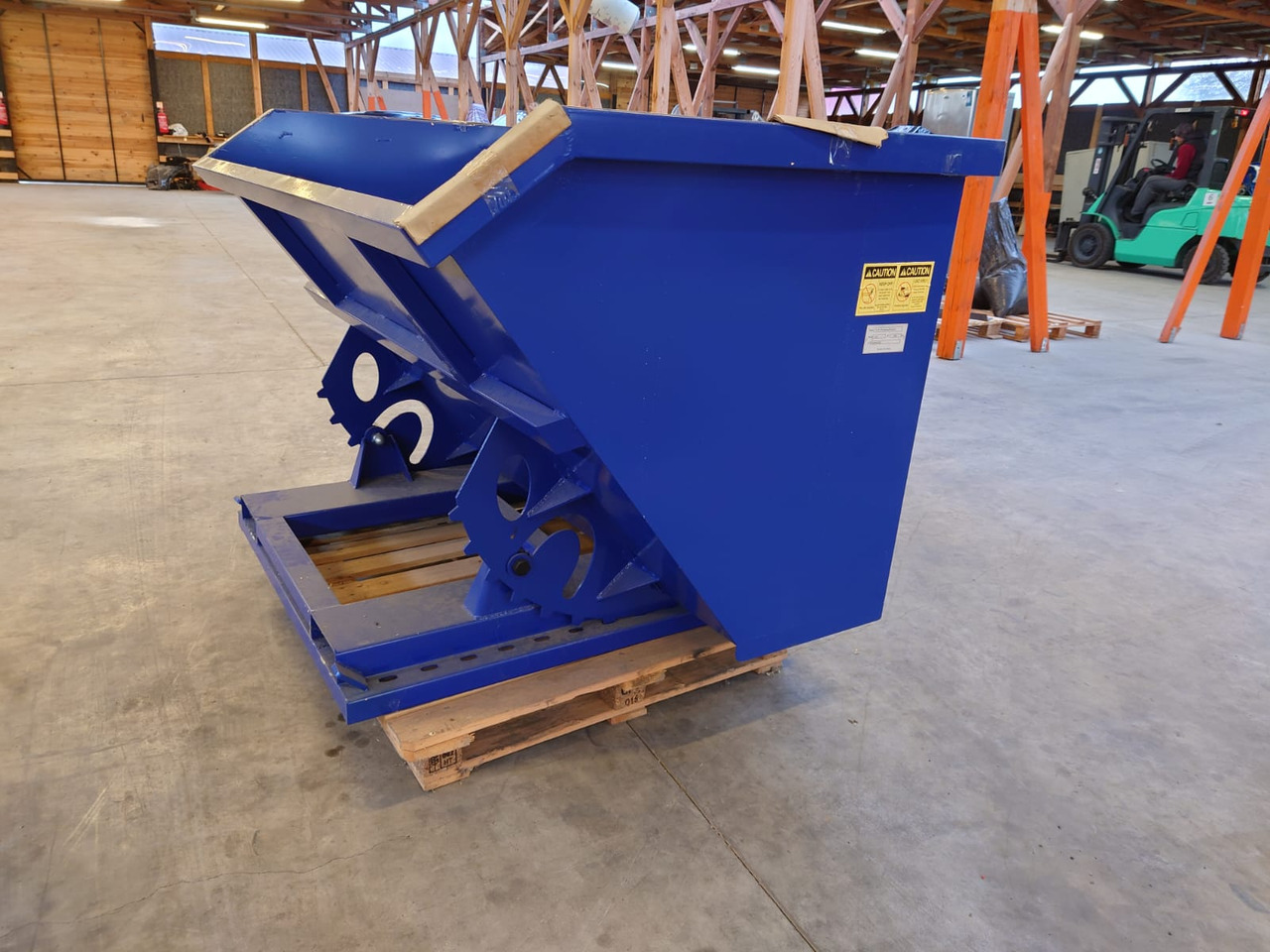 Inna 1,5 m3 - Carretilla elevadora diésel: foto 1 Inna 1,5 m3 - Carretilla elevadora diésel: foto 1