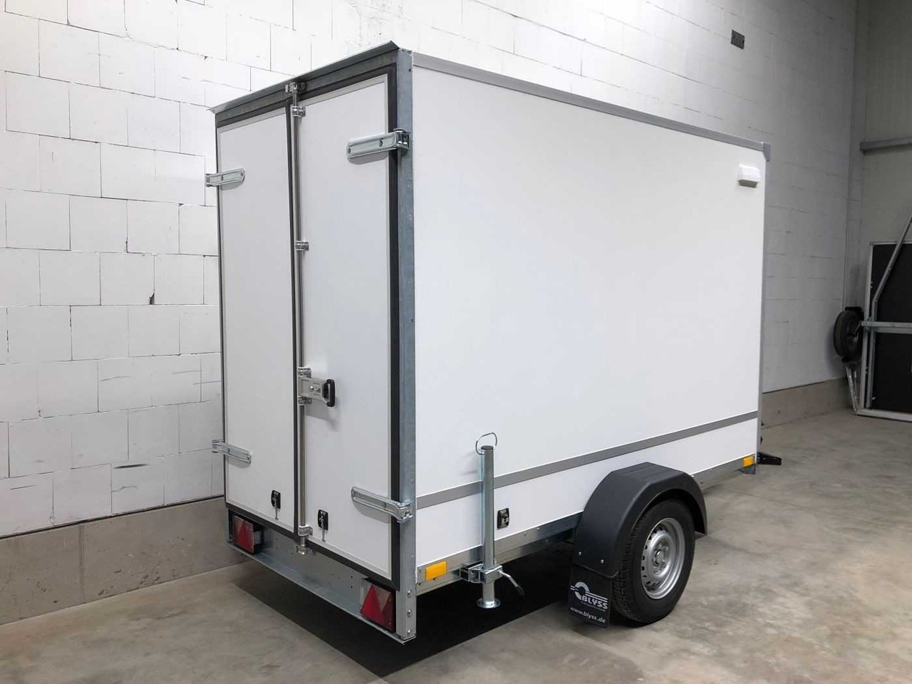 BLYSS F1326HD Kofferanhänger - Remolque caja cerrada: foto 3 BLYSS F1326HD Kofferanhänger - Remolque caja cerrada: foto 3