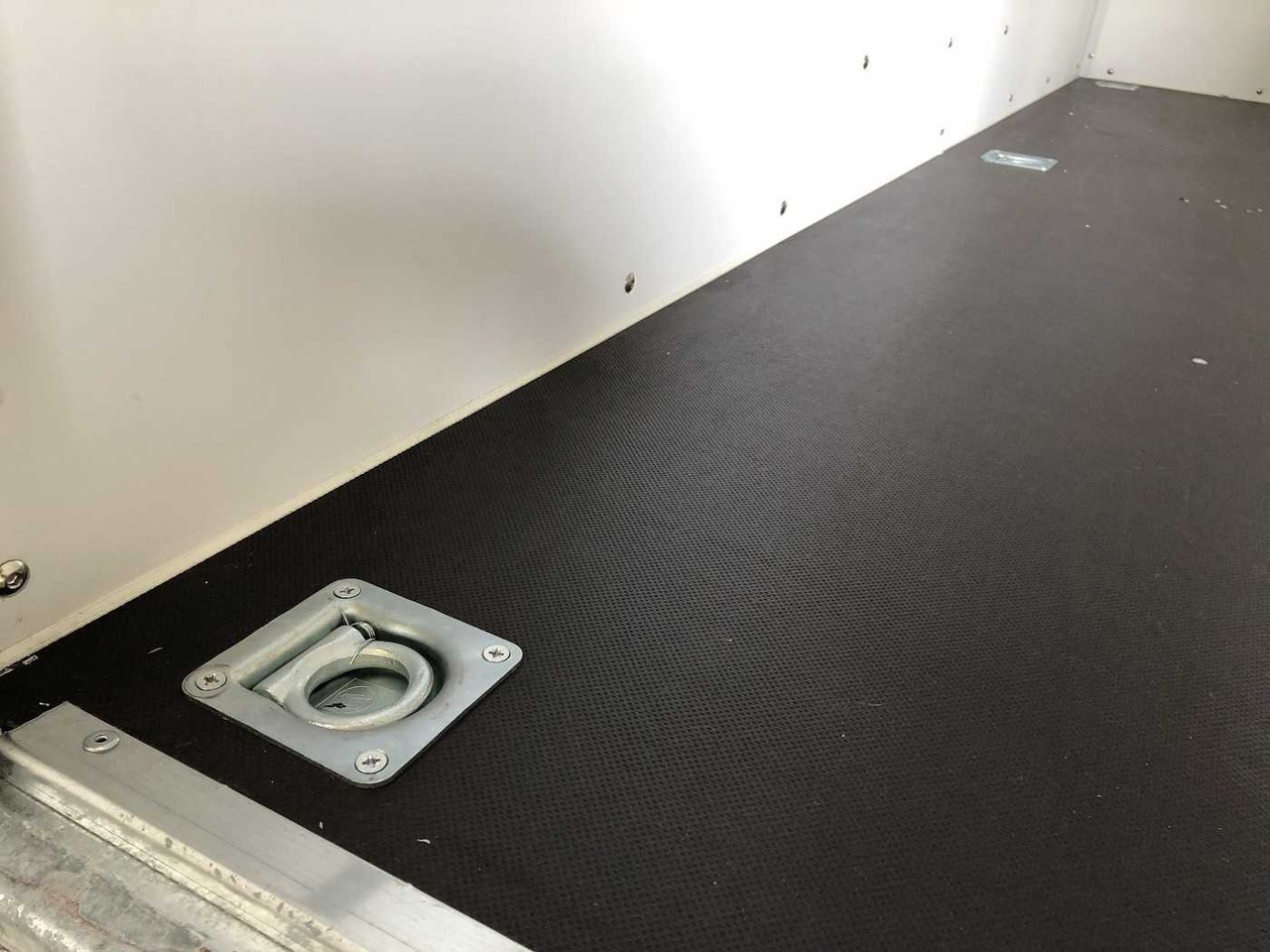 Remolque caja cerrada nuevo BLYSS F2030HTD Kofferanhänger: foto 17