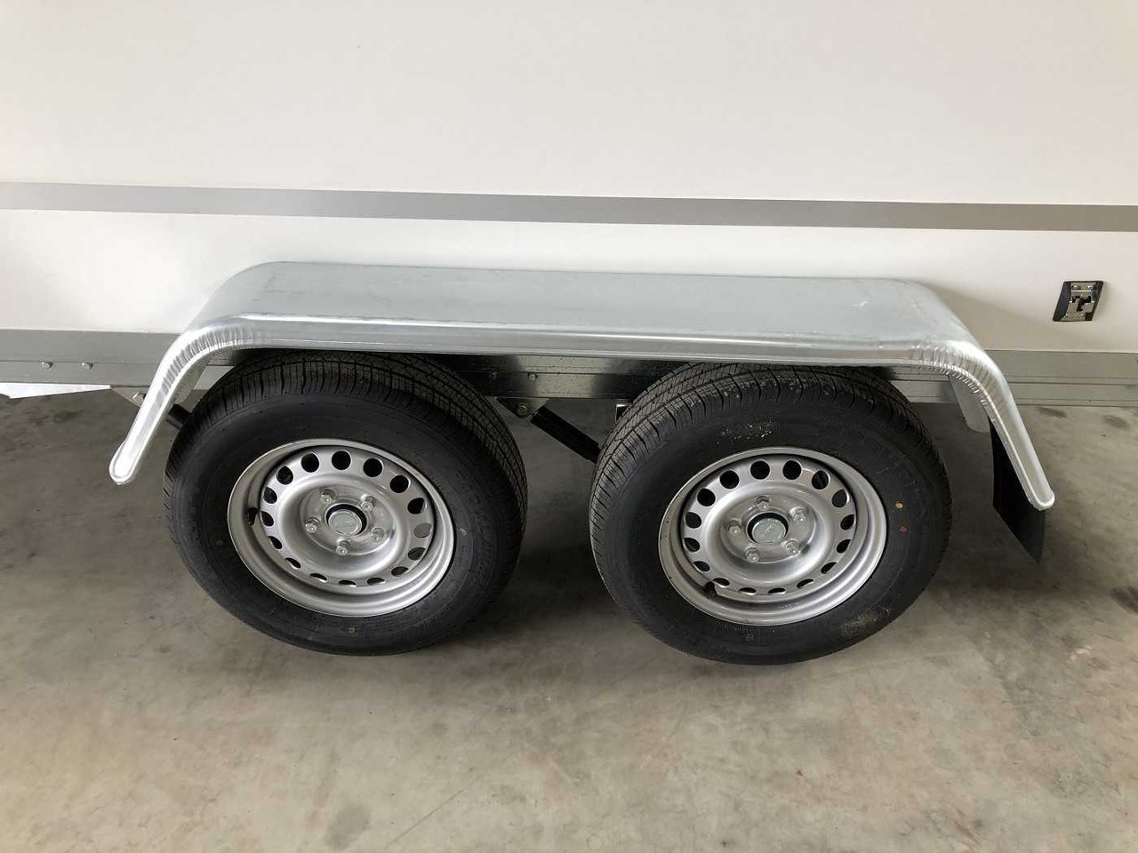 Remolque caja cerrada nuevo BLYSS F2030HTD Kofferanhänger: foto 13