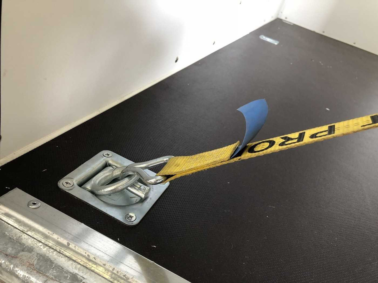 Remolque caja cerrada nuevo BLYSS F2030HTD Kofferanhänger: foto 16