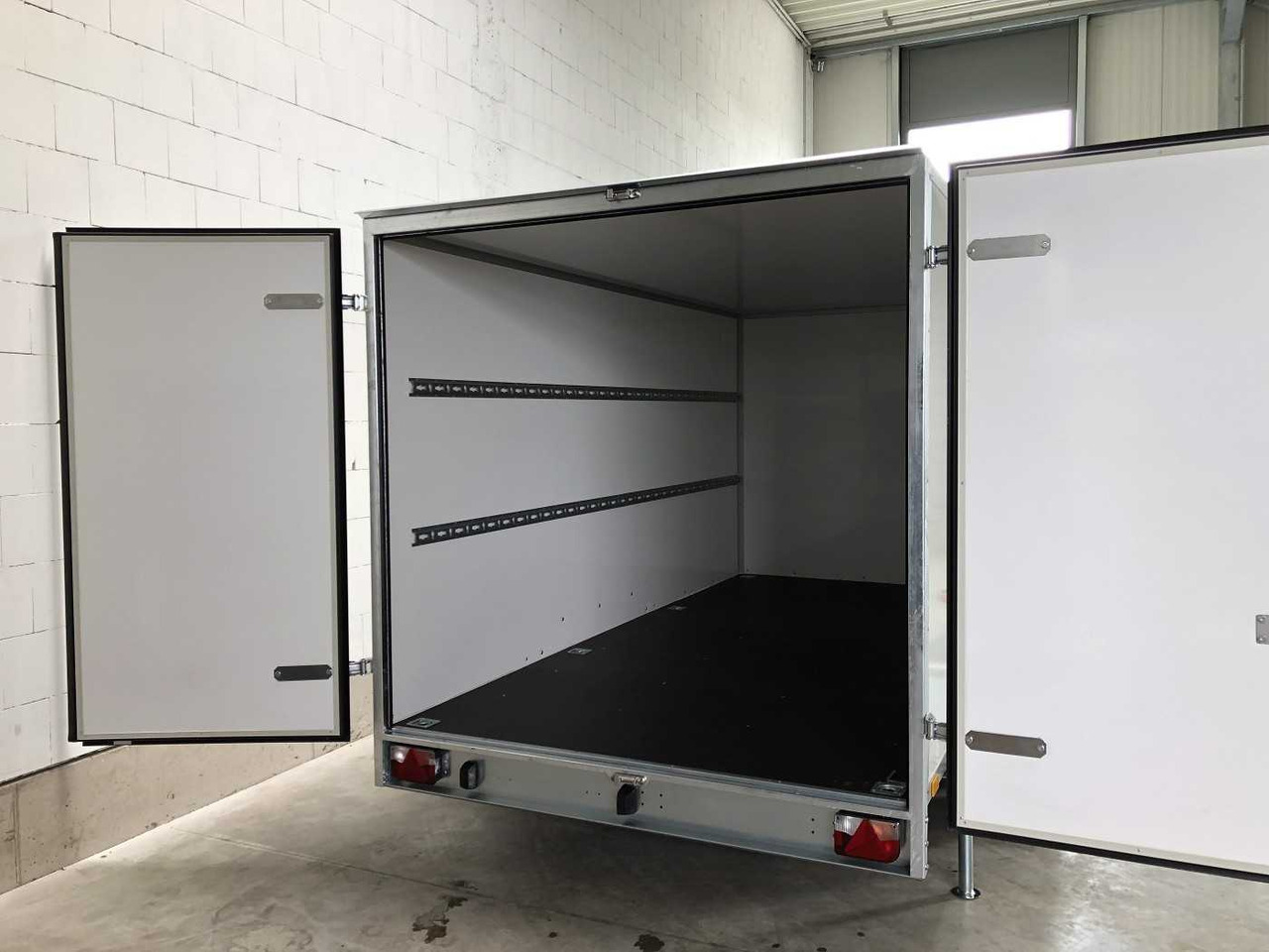 Remolque caja cerrada nuevo BLYSS F2741HT Seitentür Kofferanhänger: foto 13